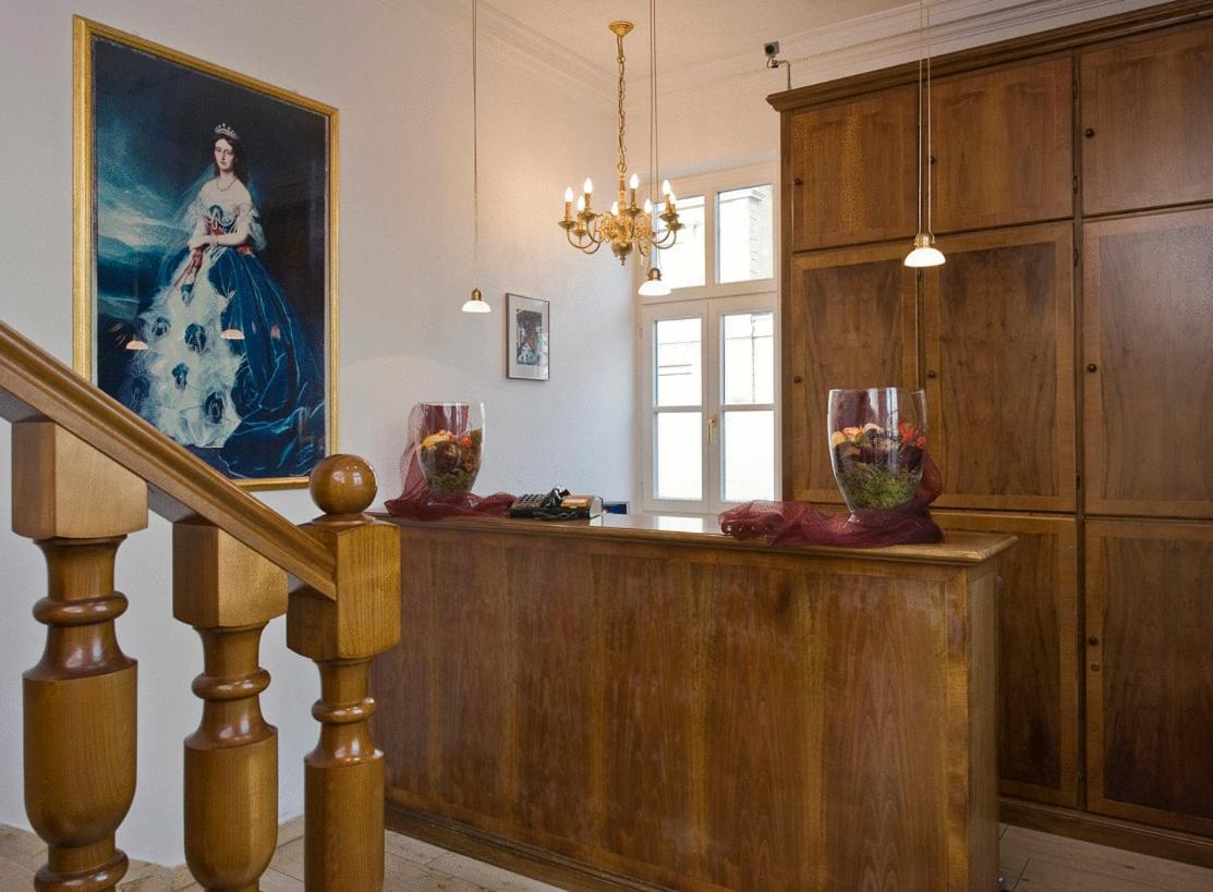 Hotel Koenigin Olga เอลวางเงิน ภายนอก รูปภาพ